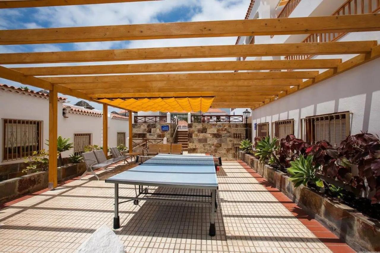 1 Bedroom Apartment For 4 People In Tenerife Costa Adeje  Exterior photo